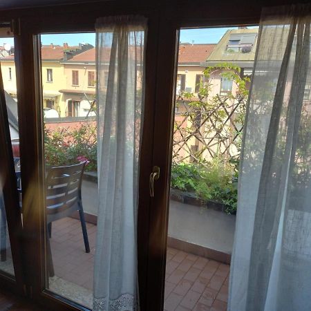 The Boheme Vintage Junior Suite ---- Cozy & Quiet & Comfortable With Private Bathroom & Fully Equipped Kitchenette & Cozy Balcony - Lift To 4Th Floor - Metro' Verde -Green Subway Porta Genova Milan Exterior photo